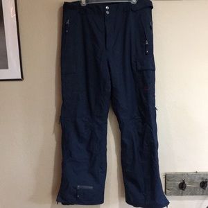 Insulated snow pants